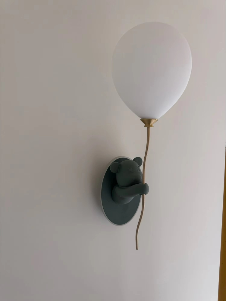 クリエイティブベアウォールライト漫画バルーンライト子供部屋用 - Led Balloon Light のレビューと価格